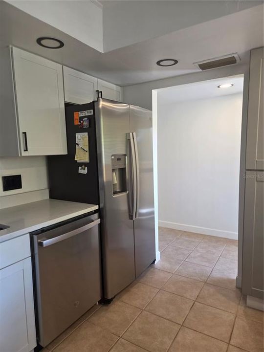 For Rent: $2,300 (2 beds, 2 baths, 1250 Square Feet)