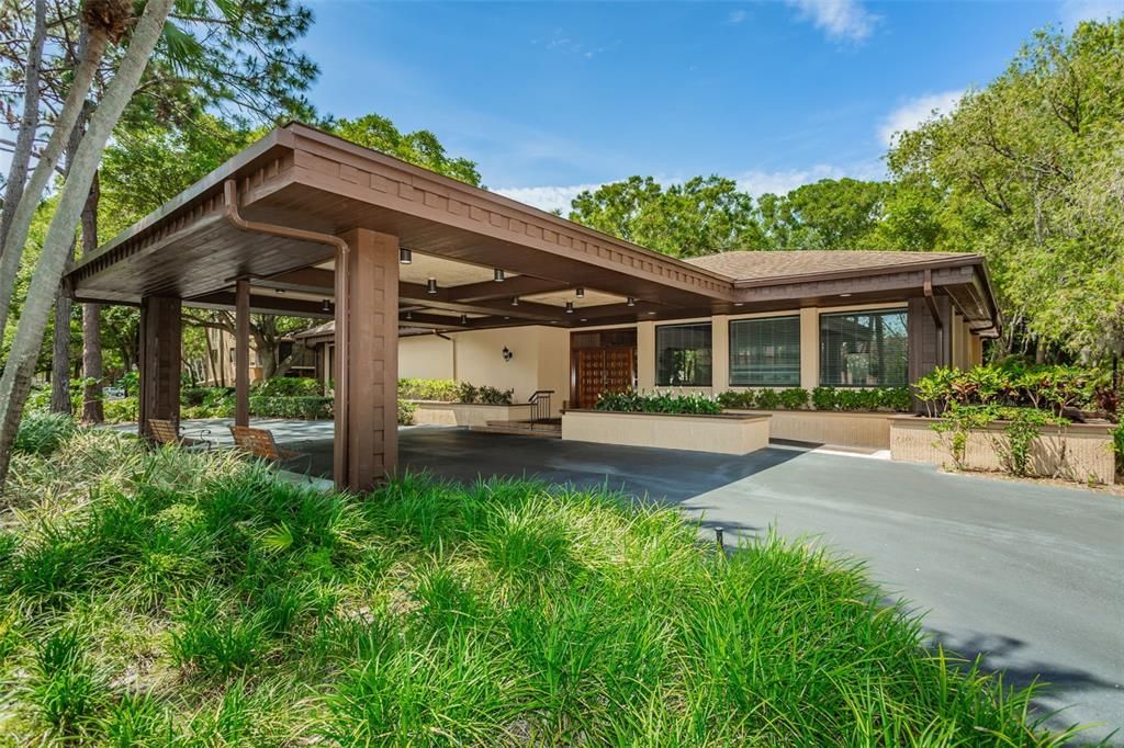 For Rent: $2,300 (2 beds, 2 baths, 1250 Square Feet)
