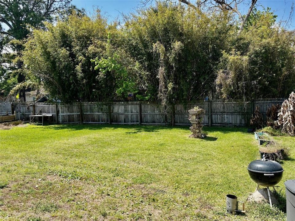 For Sale: $319,000 (3 beds, 2 baths, 1392 Square Feet)