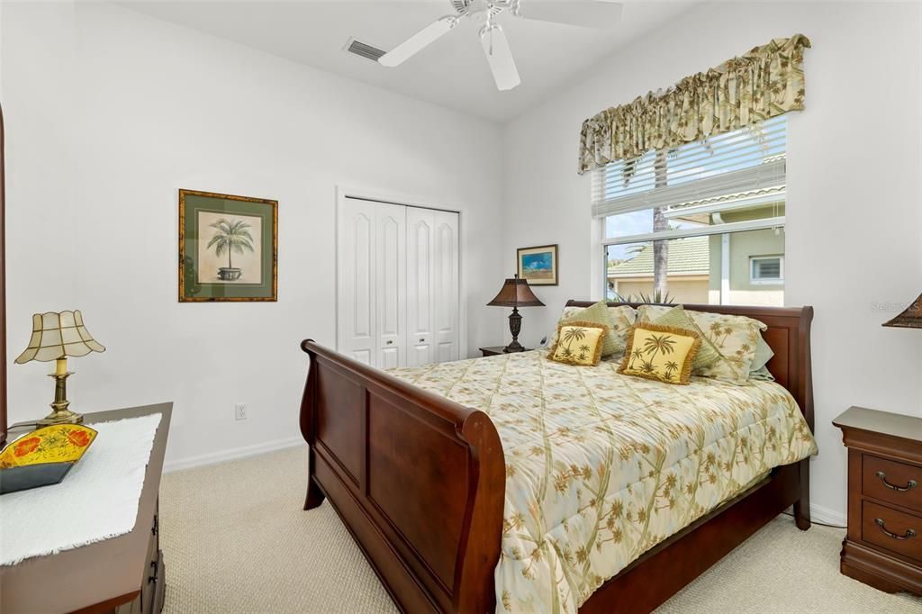 Activo con contrato: $950,000 (4 camas, 3 baños, 2921 Pies cuadrados)