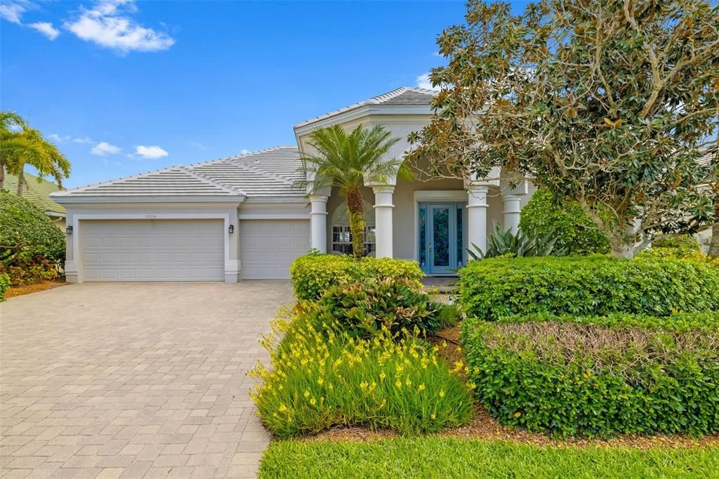 Activo con contrato: $950,000 (4 camas, 3 baños, 2921 Pies cuadrados)