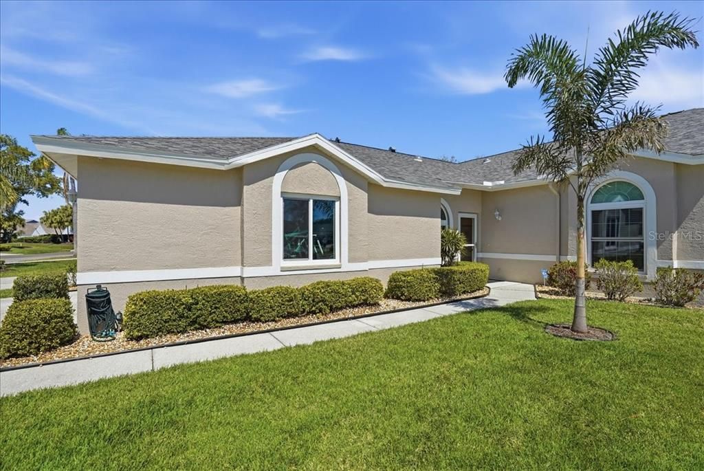 Recently Sold: $405,900 (2 beds, 2 baths, 1647 Square Feet)