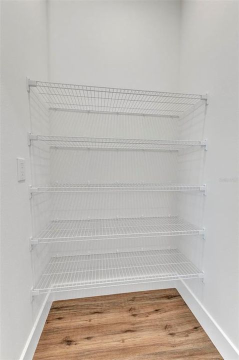 En Venta: $1,290,000 (4 camas, 3 baños, 2609 Pies cuadrados)