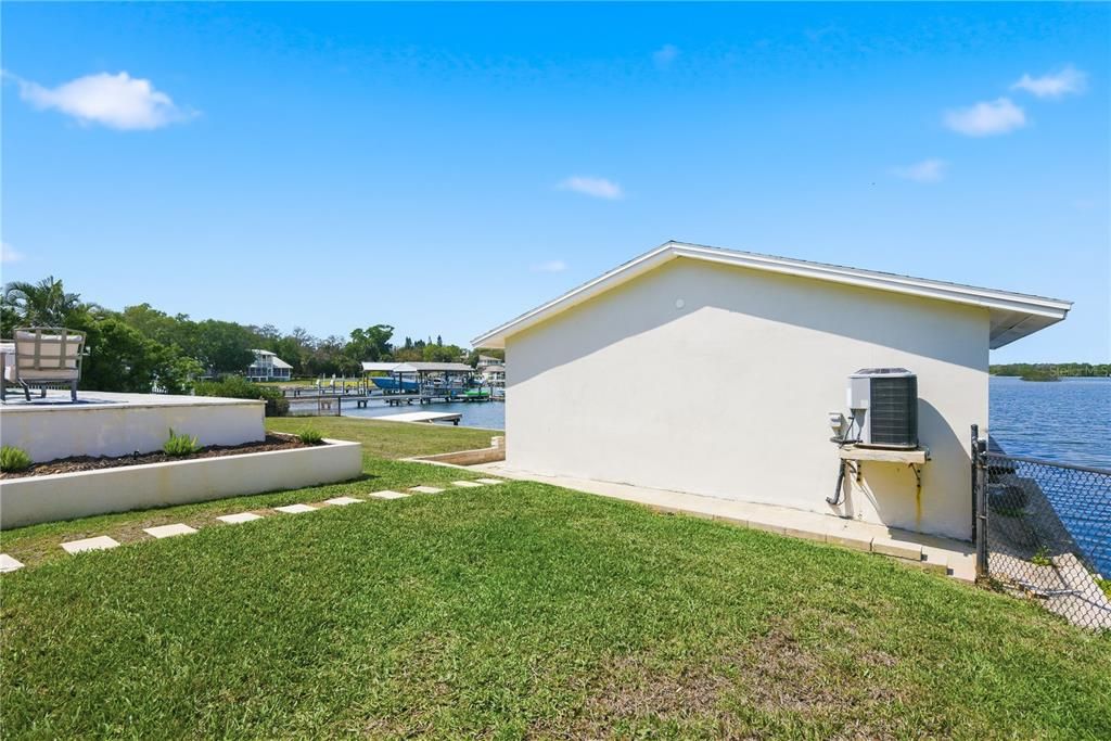 For Sale: $2,575,000 (4 beds, 4 baths, 5460 Square Feet)