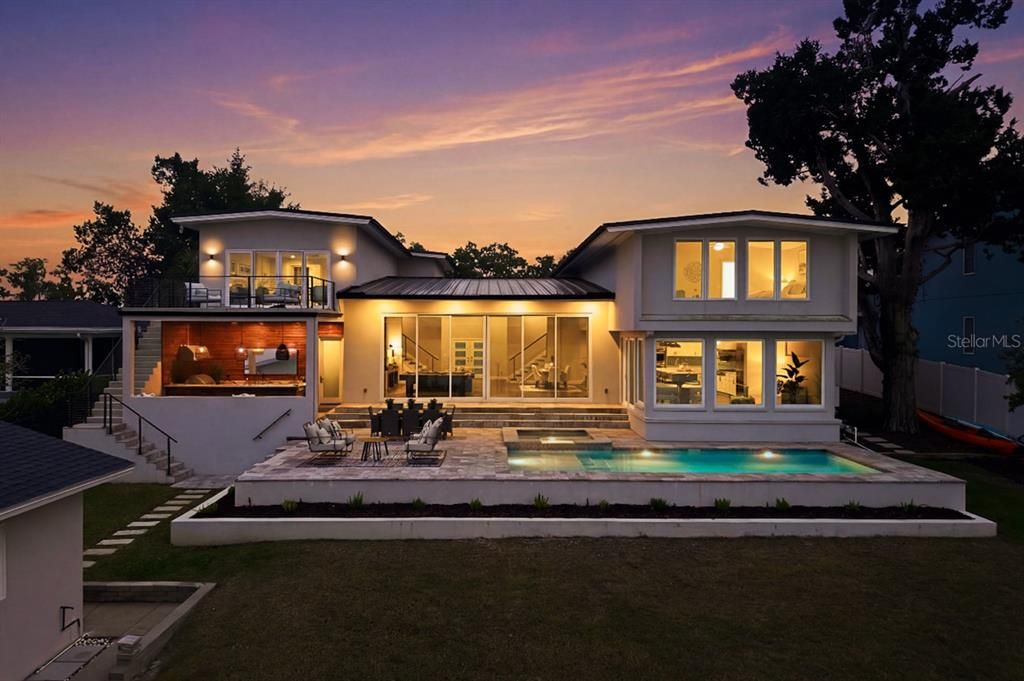 For Sale: $2,575,000 (4 beds, 4 baths, 5460 Square Feet)