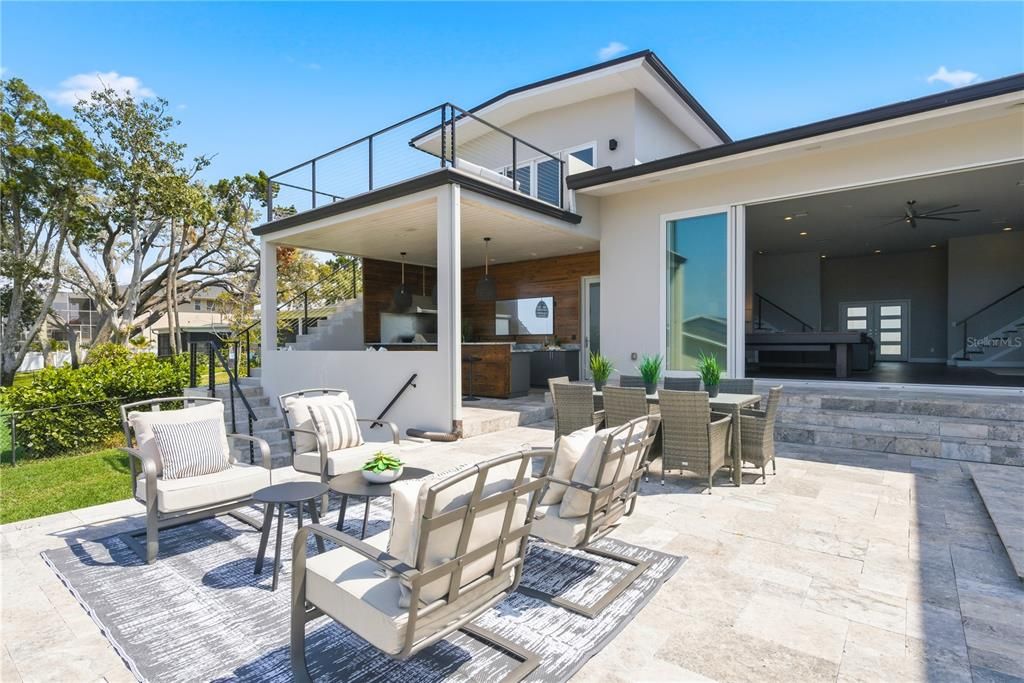 For Sale: $2,575,000 (4 beds, 4 baths, 5460 Square Feet)