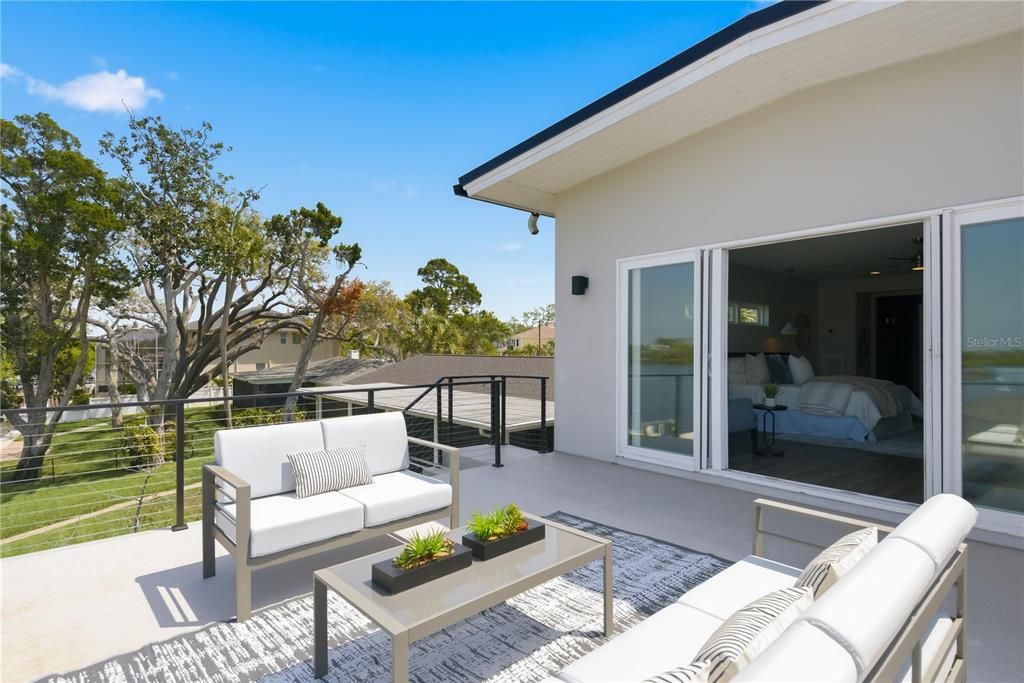For Sale: $2,575,000 (4 beds, 4 baths, 5460 Square Feet)