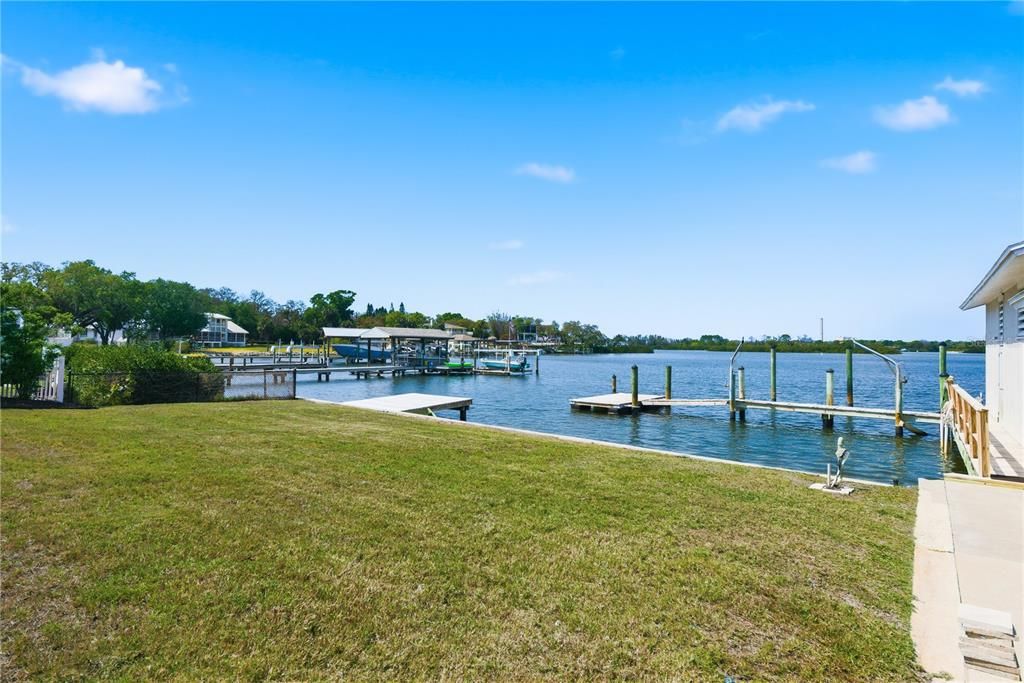 For Sale: $2,575,000 (4 beds, 4 baths, 5460 Square Feet)
