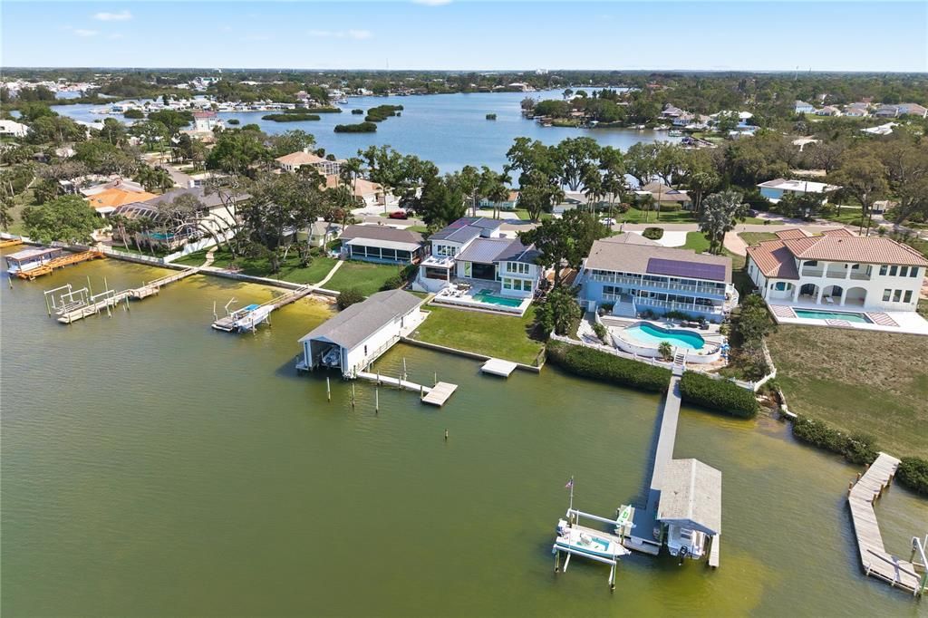 For Sale: $2,575,000 (4 beds, 4 baths, 5460 Square Feet)