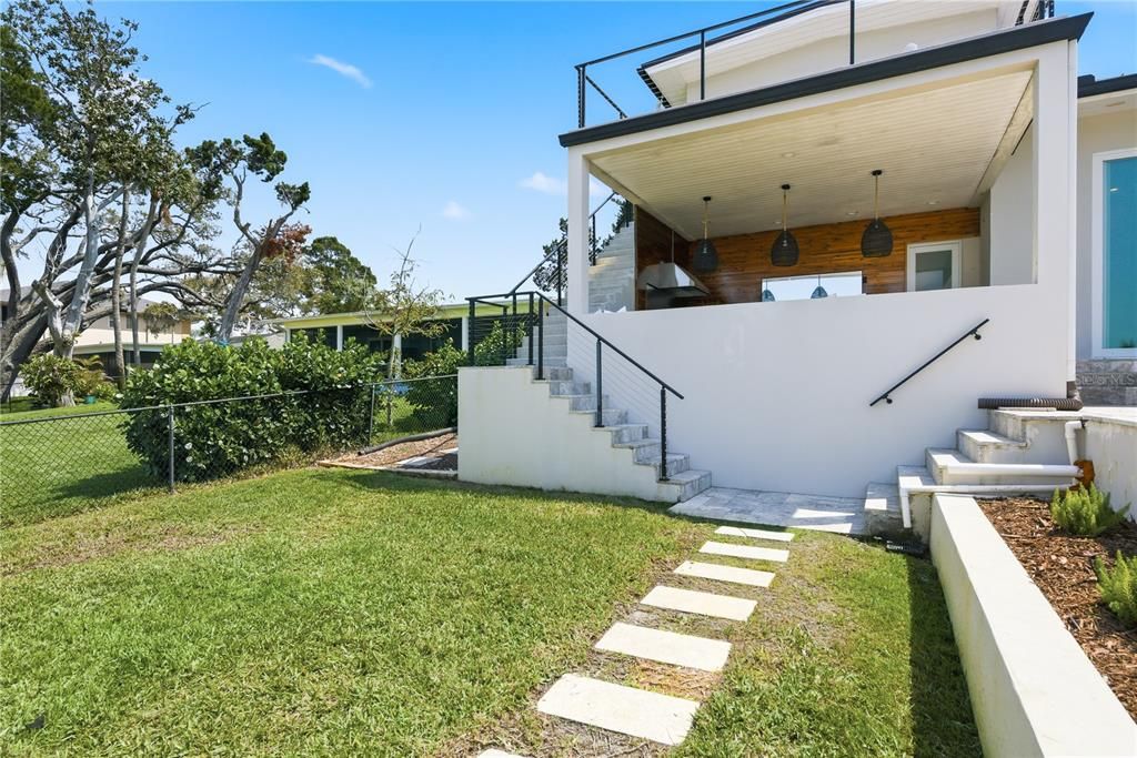 For Sale: $2,575,000 (4 beds, 4 baths, 5460 Square Feet)