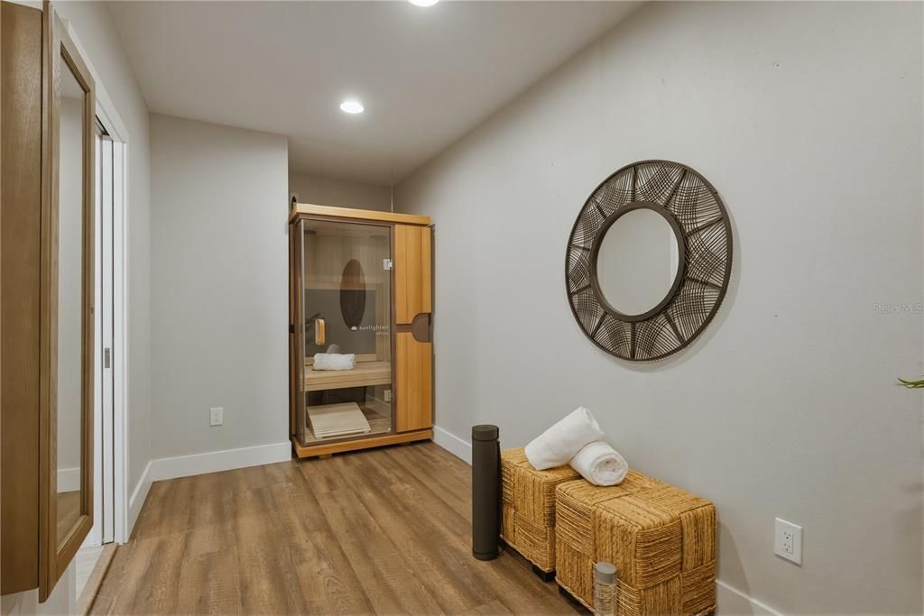 For Sale: $2,575,000 (4 beds, 4 baths, 5460 Square Feet)