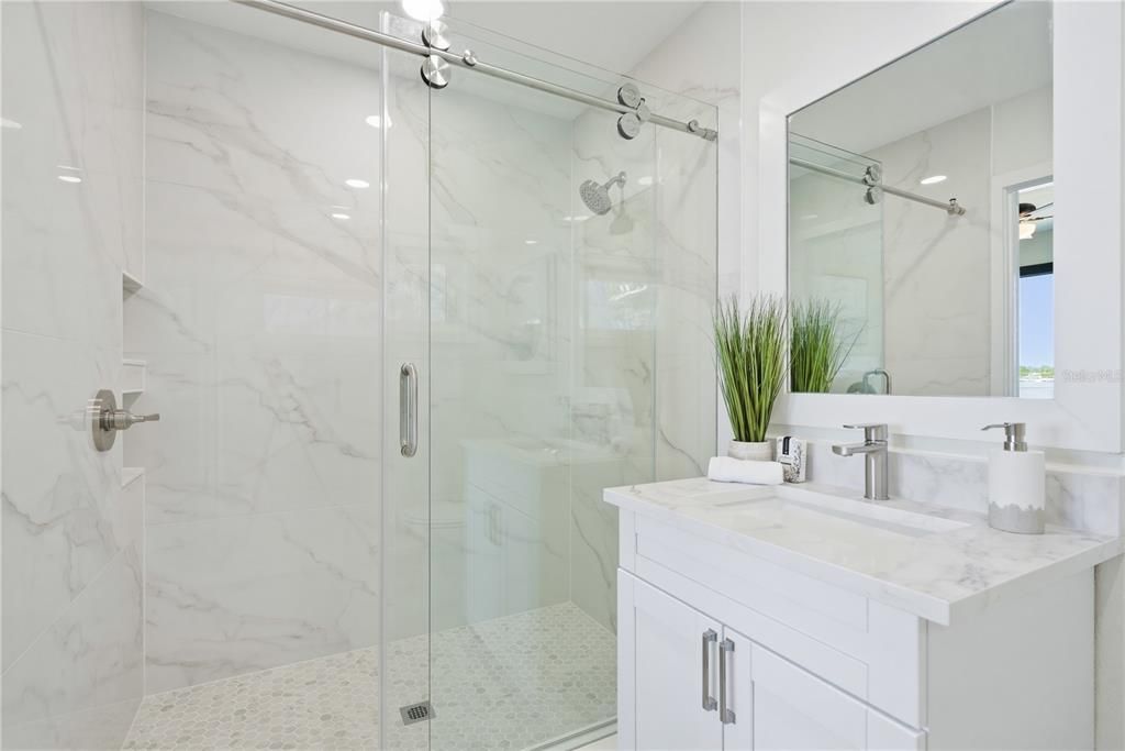 For Sale: $2,575,000 (4 beds, 4 baths, 5460 Square Feet)