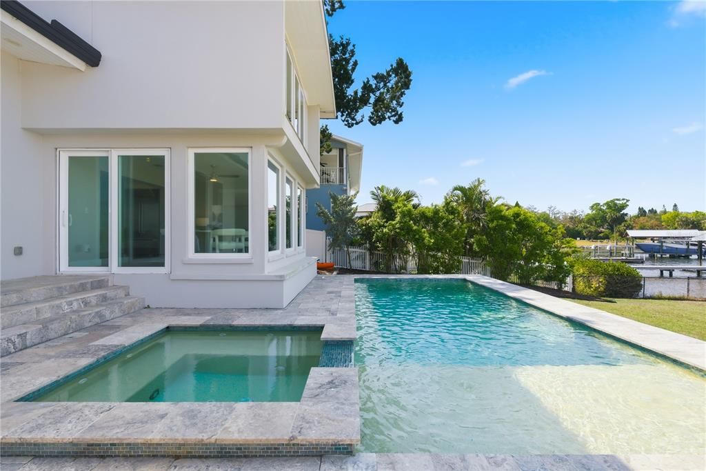 For Sale: $2,575,000 (4 beds, 4 baths, 5460 Square Feet)