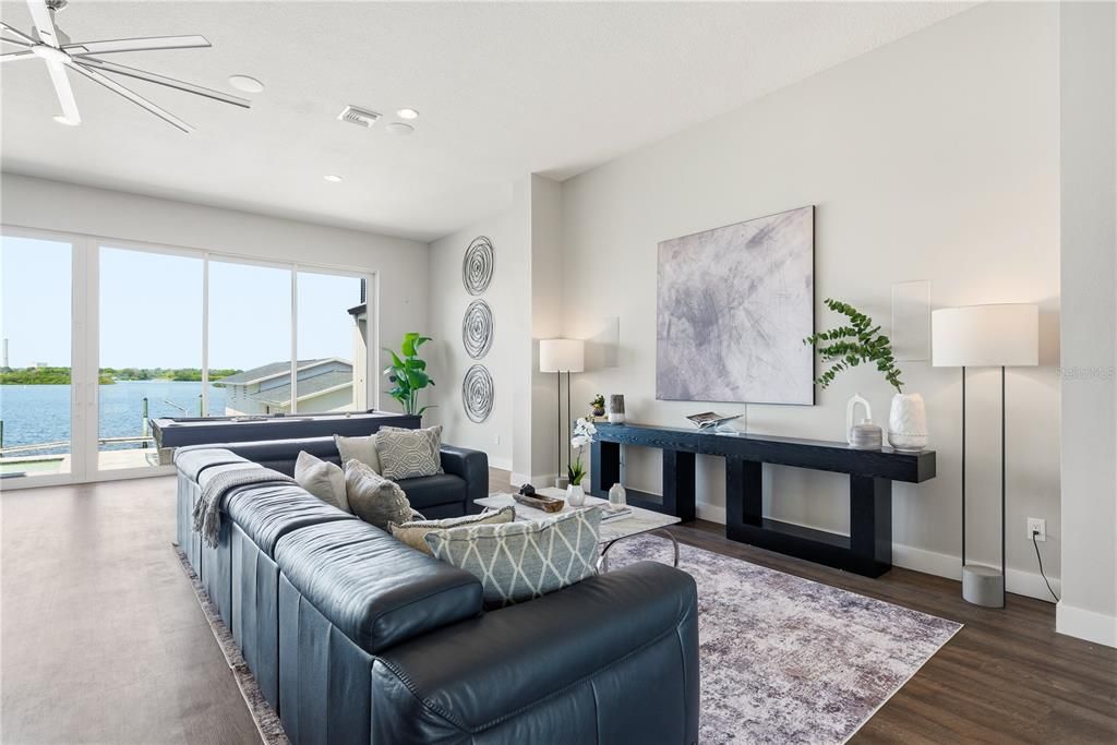 For Sale: $2,575,000 (4 beds, 4 baths, 5460 Square Feet)