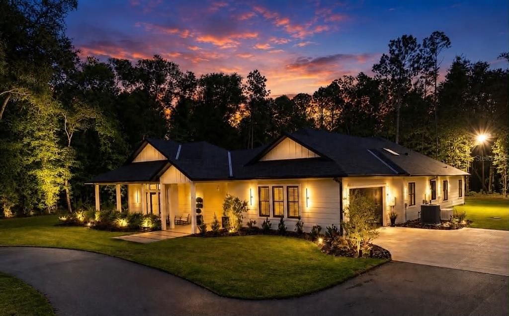 For Sale: $1,035,000 (4 beds, 3 baths, 3117 Square Feet)