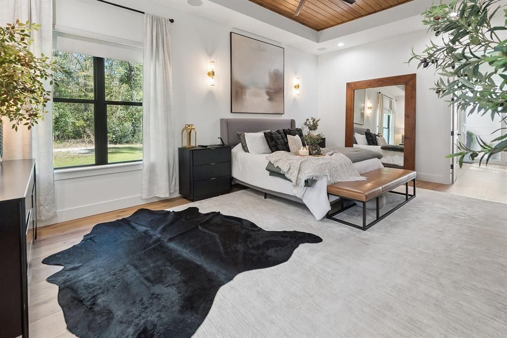 For Sale: $1,035,000 (4 beds, 3 baths, 3117 Square Feet)