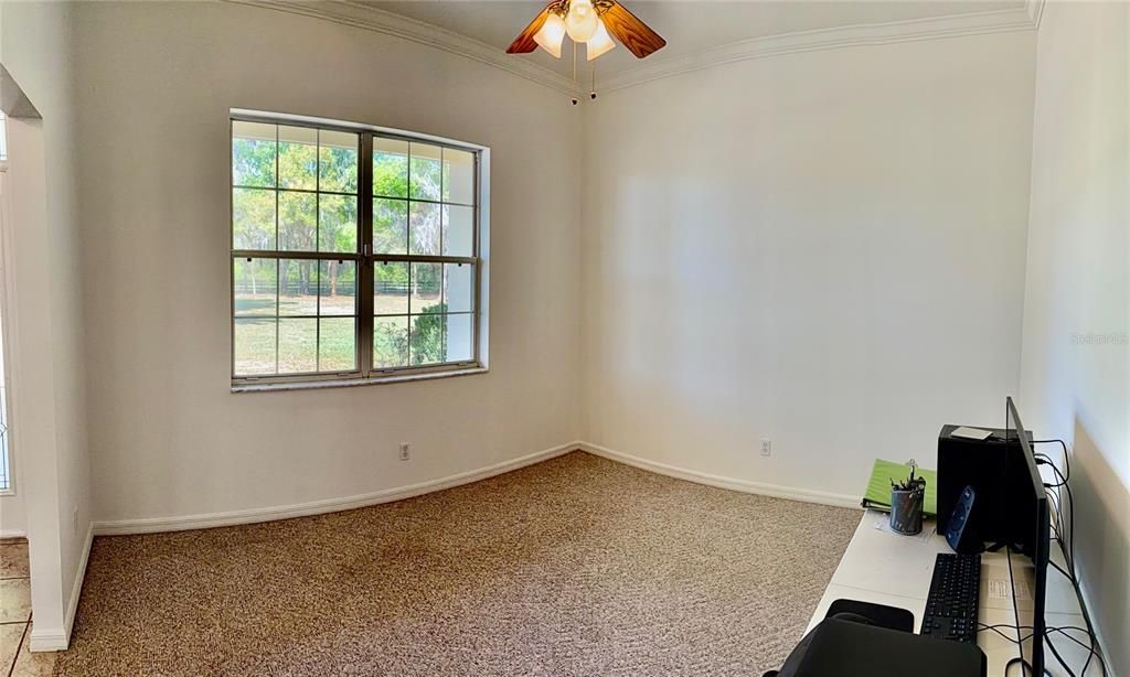 En Venta: $569,900 (3 camas, 3 baños, 2361 Pies cuadrados)