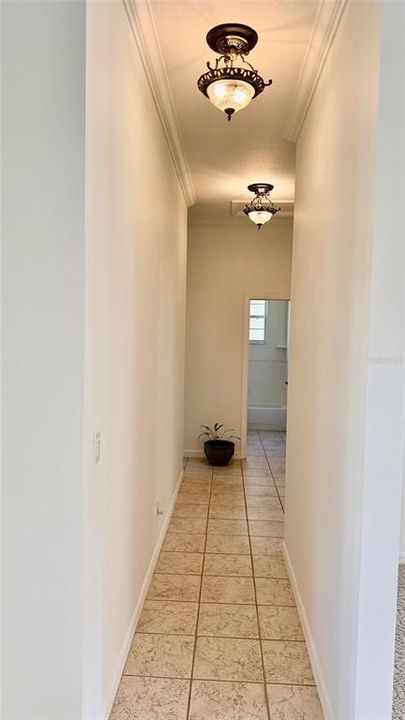 En Venta: $569,900 (3 camas, 3 baños, 2361 Pies cuadrados)