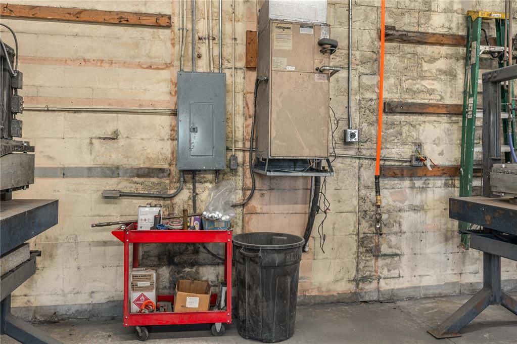 待售: $740,000 (0 贝兹, 0 浴室, 6063 平方英尺)