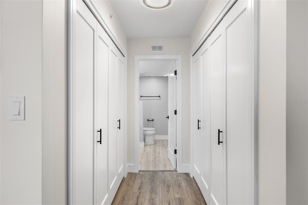 En Venta: $549,000 (2 camas, 2 baños, 1240 Pies cuadrados)