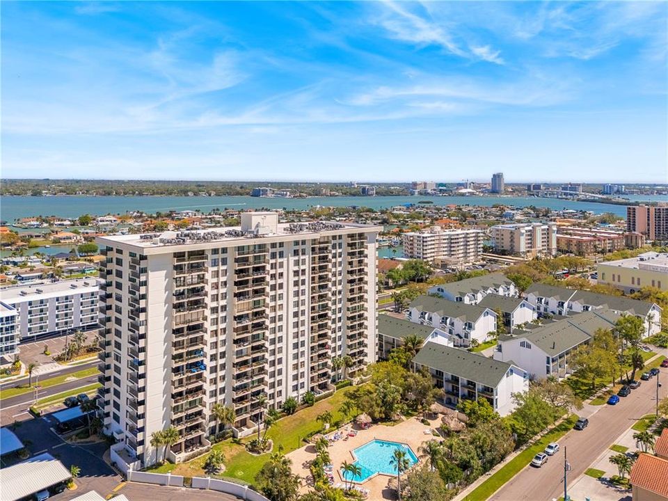 En Venta: $549,000 (2 camas, 2 baños, 1240 Pies cuadrados)