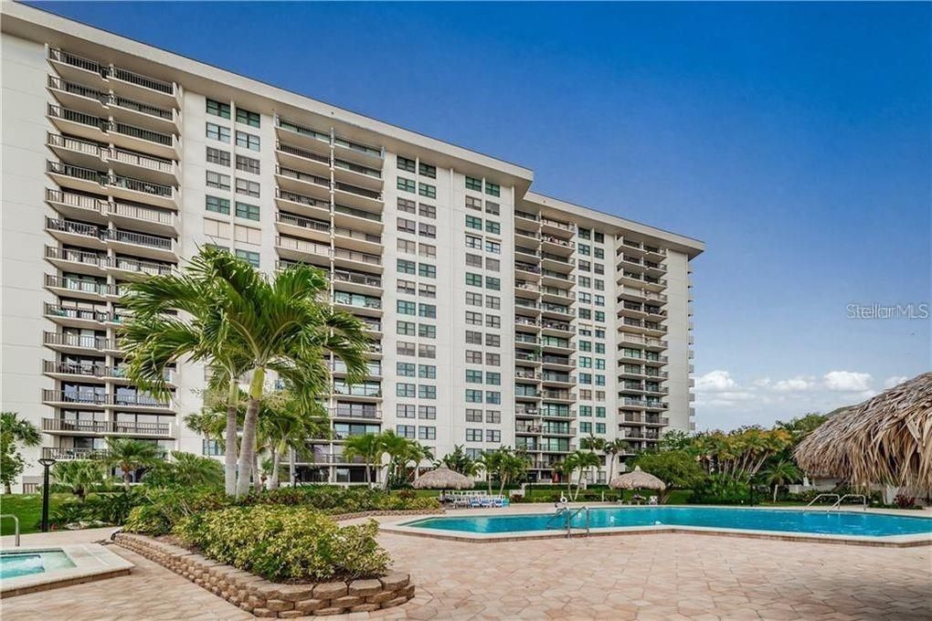 En Venta: $549,000 (2 camas, 2 baños, 1240 Pies cuadrados)