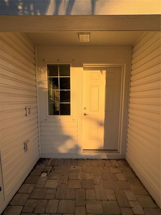 Activo con contrato: $189,900 (2 camas, 2 baños, 1100 Pies cuadrados)