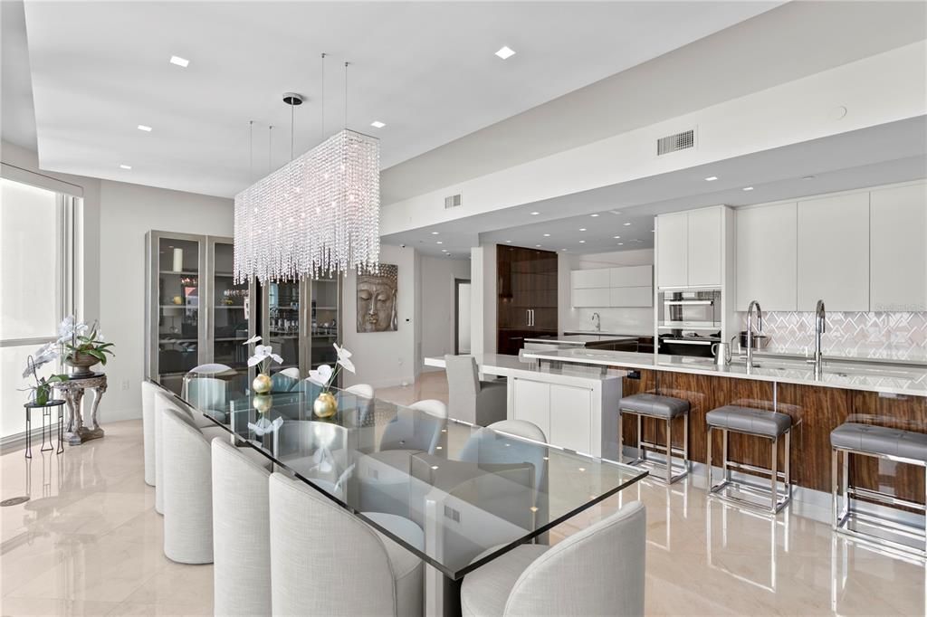 For Rent: $20,000 (4 beds, 5 baths, 4816 Square Feet)