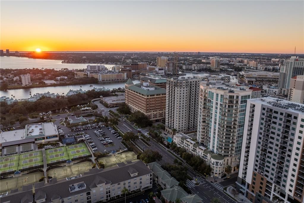 For Rent: $20,000 (4 beds, 5 baths, 4816 Square Feet)
