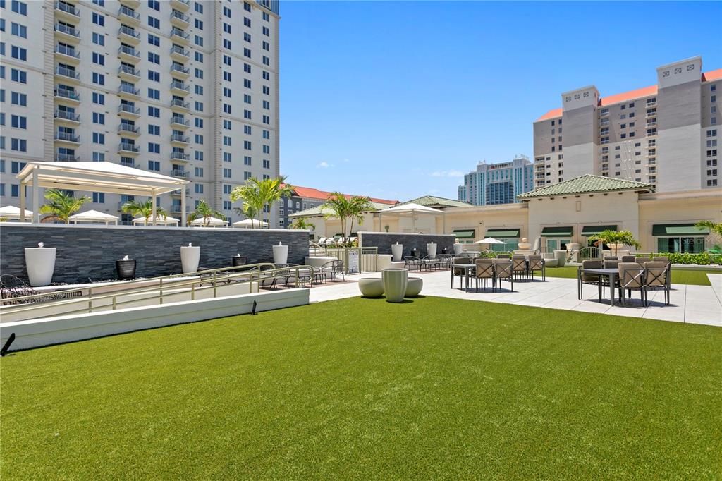For Rent: $20,000 (4 beds, 5 baths, 4816 Square Feet)