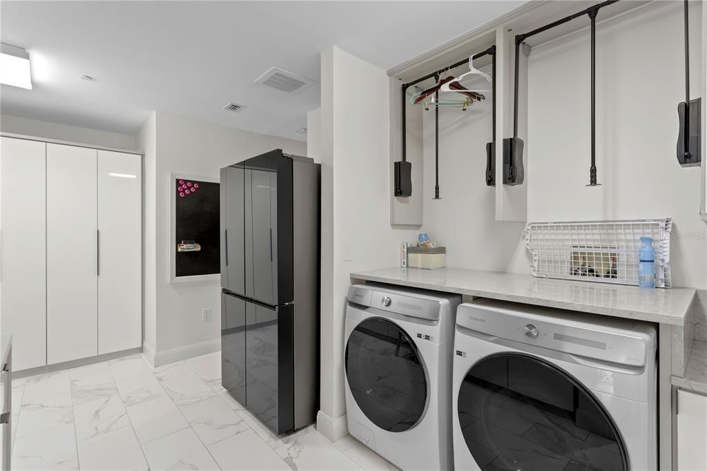 For Rent: $20,000 (4 beds, 5 baths, 4816 Square Feet)