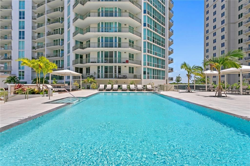 For Rent: $20,000 (4 beds, 5 baths, 4816 Square Feet)