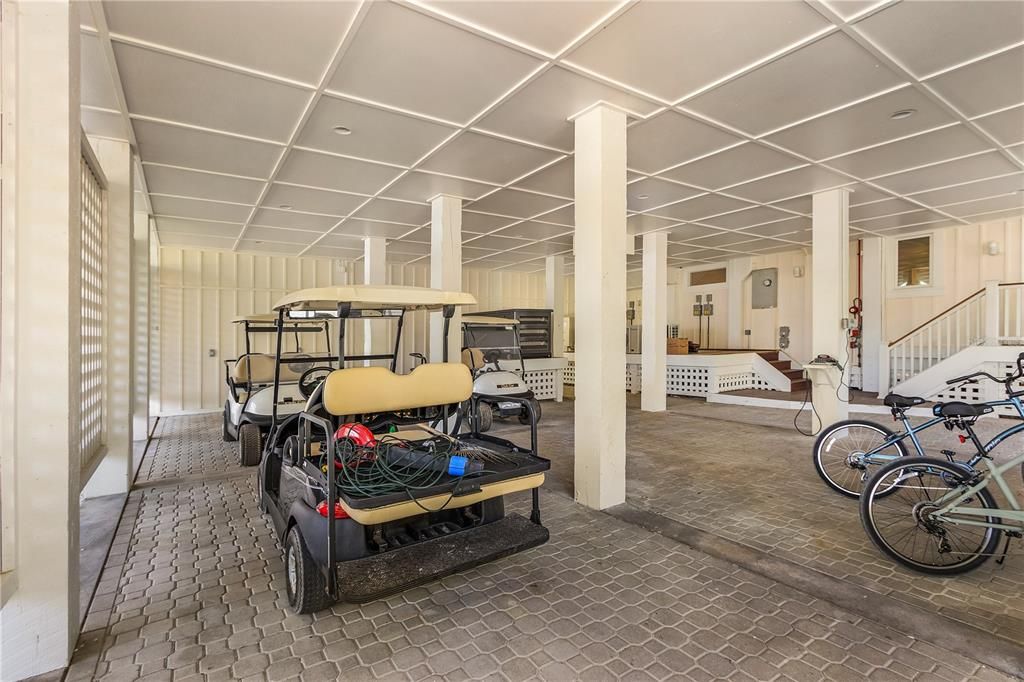 For Sale: $6,400,000 (5 beds, 5 baths, 6878 Square Feet)