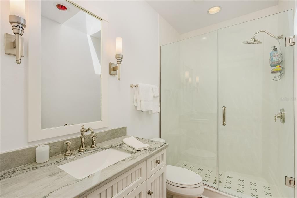 For Sale: $6,400,000 (5 beds, 5 baths, 6878 Square Feet)