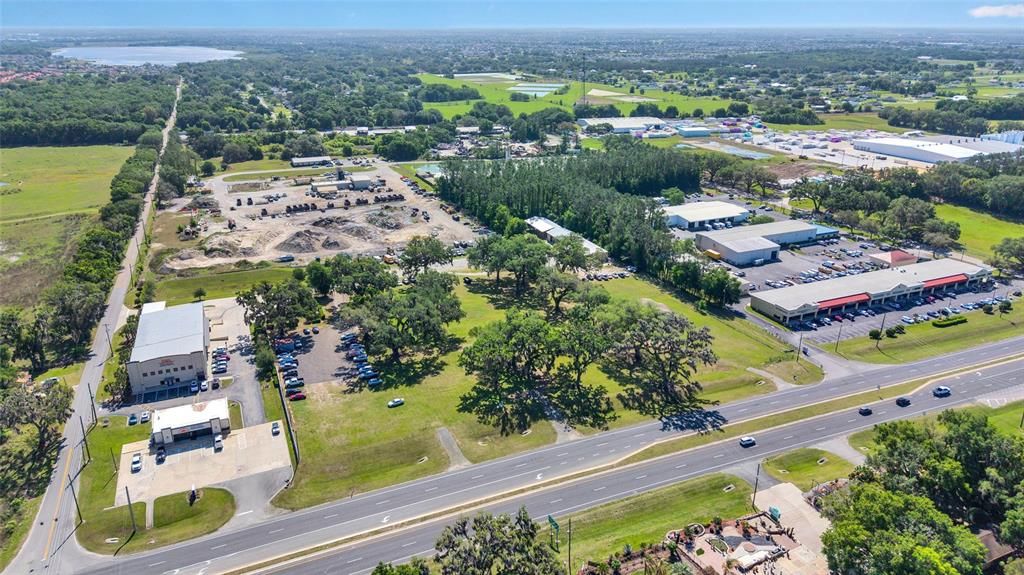 En Venta: $3,195,000 (5.10 acres)