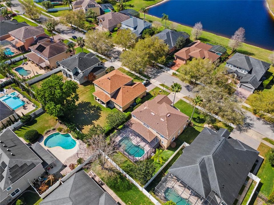 Activo con contrato: $750,000 (5 camas, 3 baños, 2965 Pies cuadrados)
