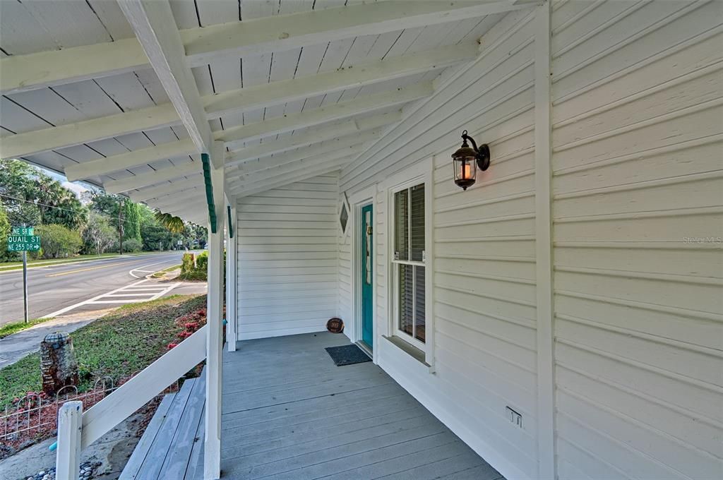 For Sale: $330,000 (4 beds, 2 baths, 1401 Square Feet)