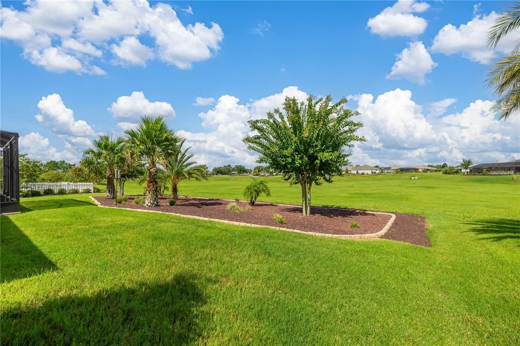 Activo con contrato: $578,900 (3 camas, 3 baños, 2216 Pies cuadrados)