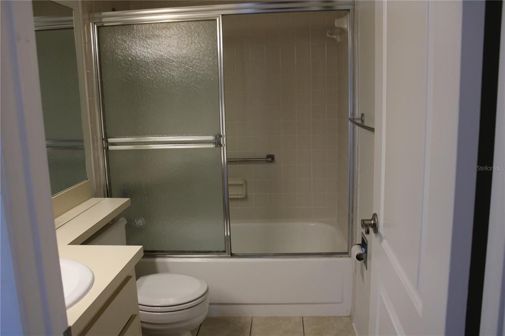 En Renta: $1,625 (2 camas, 2 baños, 1070 Pies cuadrados)