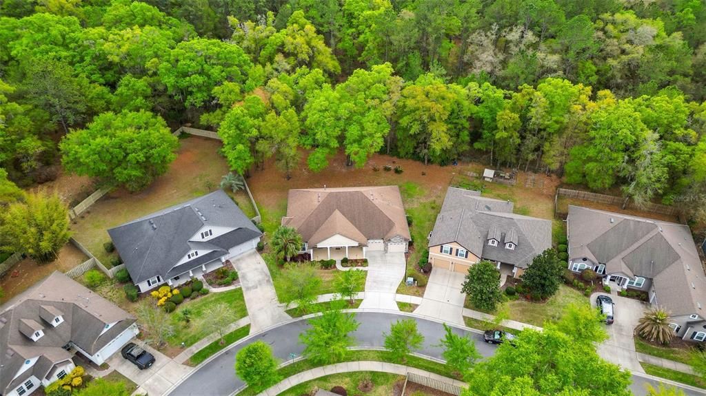 Activo con contrato: $549,000 (4 camas, 3 baños, 2475 Pies cuadrados)