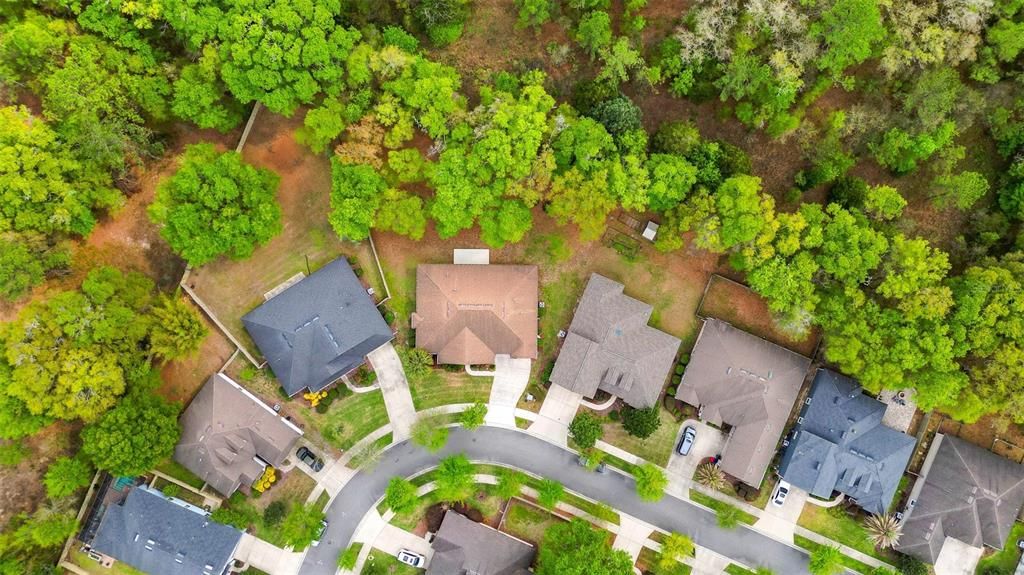 Activo con contrato: $549,000 (4 camas, 3 baños, 2475 Pies cuadrados)