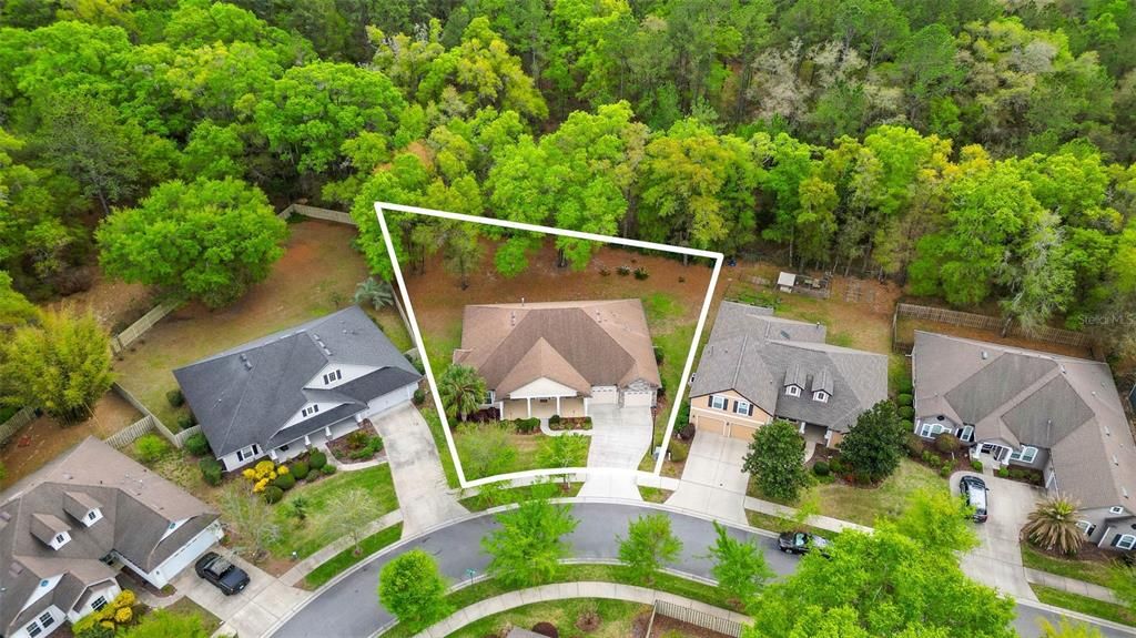 Activo con contrato: $549,000 (4 camas, 3 baños, 2475 Pies cuadrados)