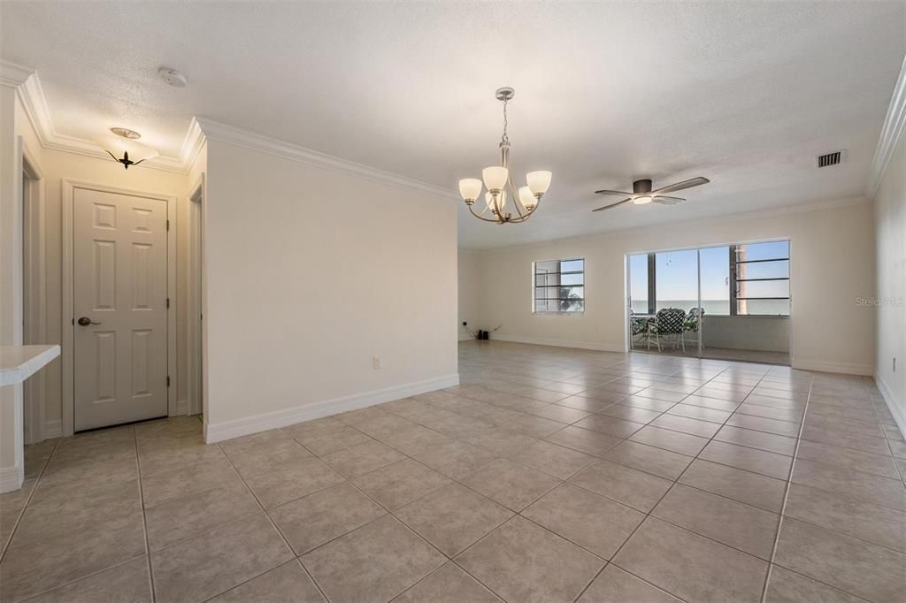 En Venta: $275,000 (1 camas, 1 baños, 957 Pies cuadrados)