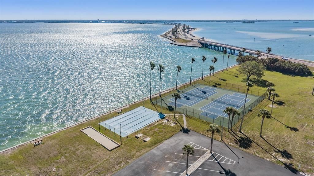 En Venta: $275,000 (1 camas, 1 baños, 957 Pies cuadrados)