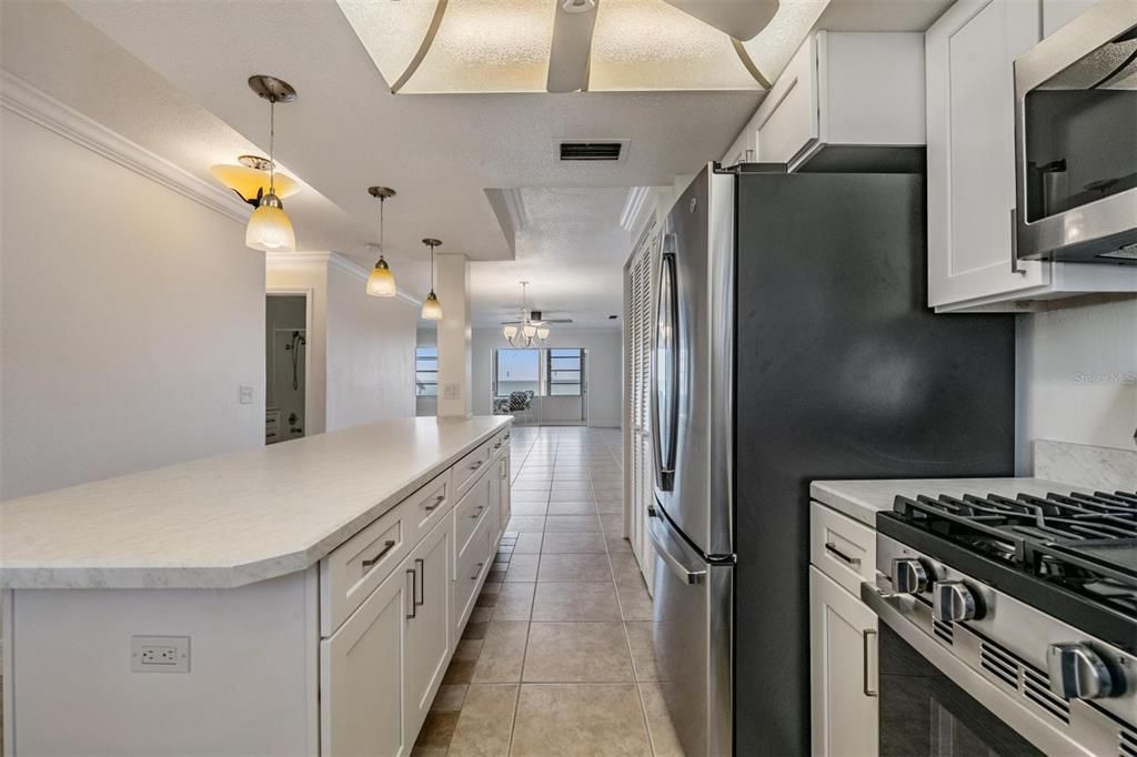 En Venta: $275,000 (1 camas, 1 baños, 957 Pies cuadrados)