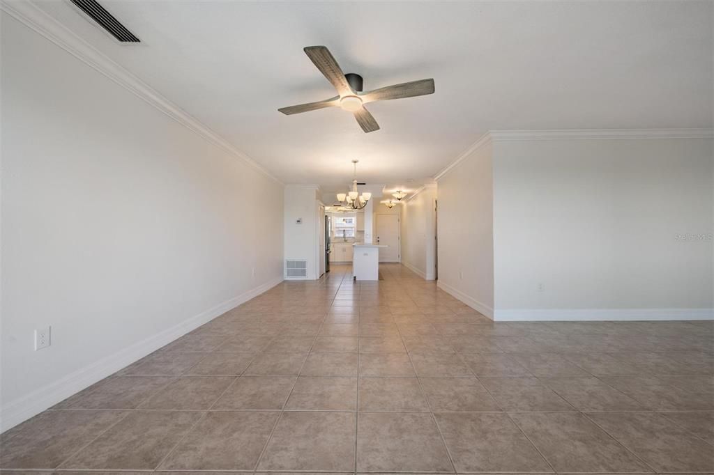 En Venta: $275,000 (1 camas, 1 baños, 957 Pies cuadrados)