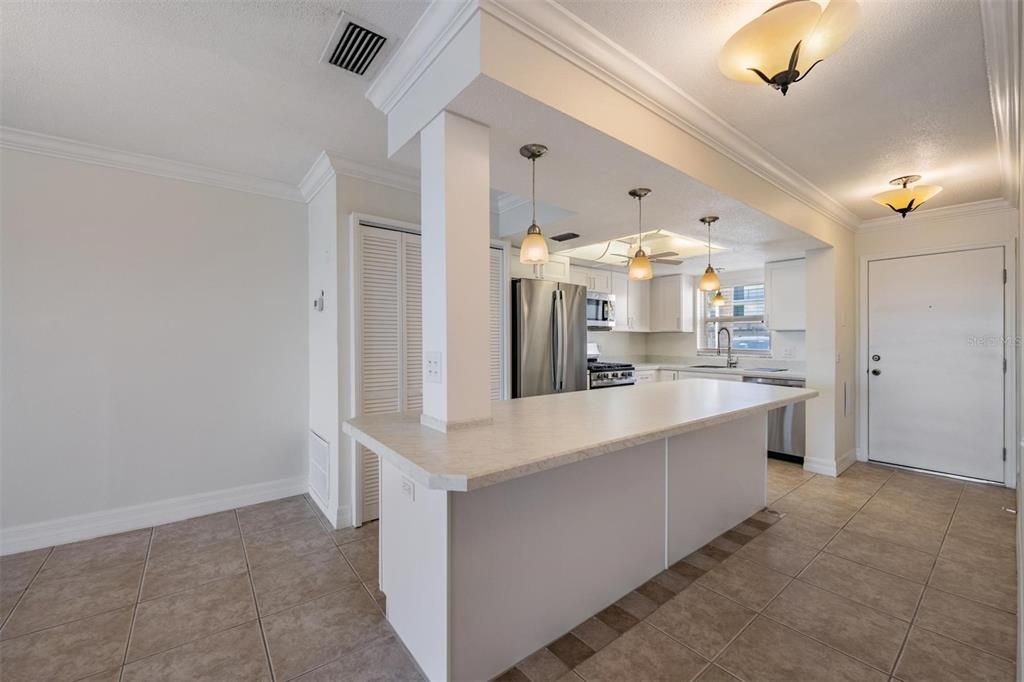 En Venta: $275,000 (1 camas, 1 baños, 957 Pies cuadrados)