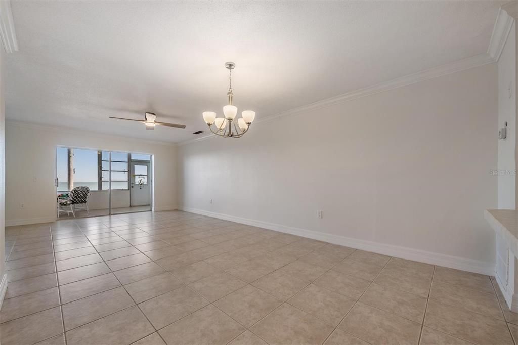 En Venta: $275,000 (1 camas, 1 baños, 957 Pies cuadrados)