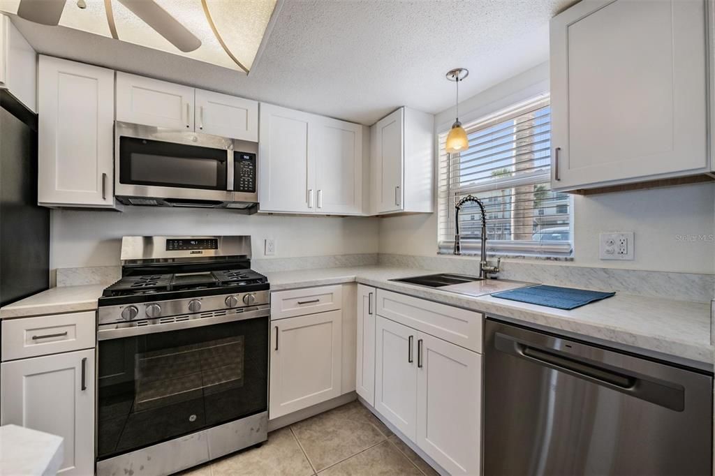 En Venta: $275,000 (1 camas, 1 baños, 957 Pies cuadrados)