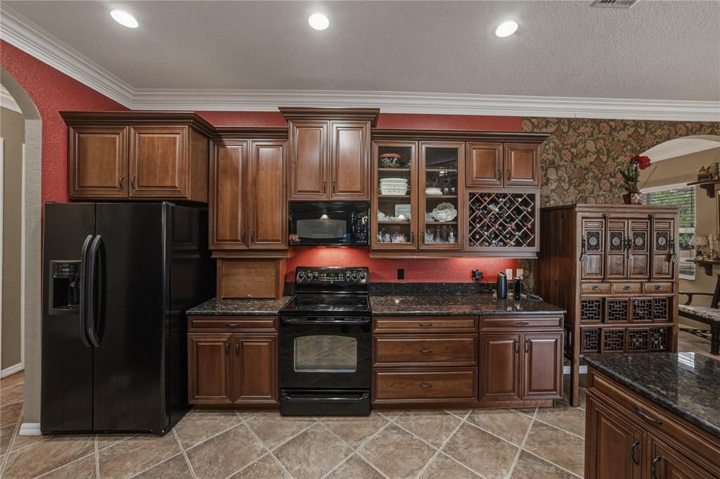 На продажу: $599,900 (3 спален, 2 ванн, 2591 Квадратных фут)